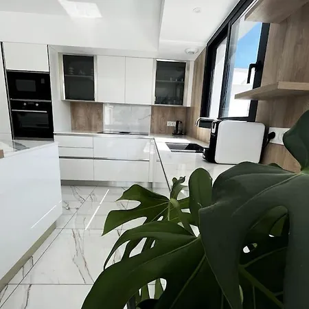Bora-bora T4 Neuf Avec Terrasse * Argelès-sur-Mer